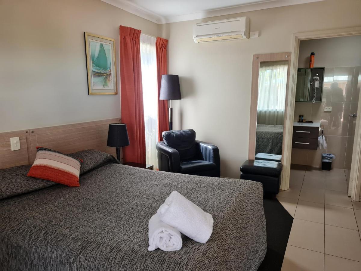 Cobar Central Motor Inn المظهر الخارجي الصورة